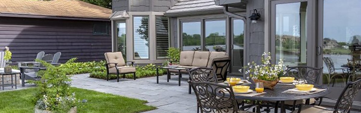 outdoor living space contractor